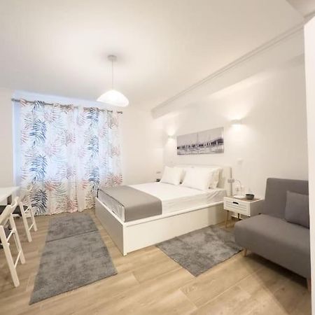 Petite Retreat In Kolonaki, Athens /Netflix Apartment Exterior foto