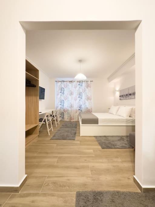 Petite Retreat In Kolonaki, Athens /Netflix Apartment Exterior foto