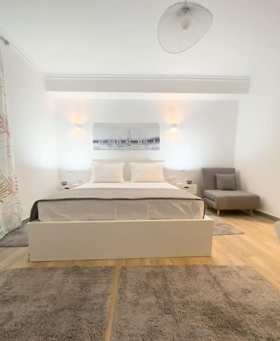 Petite Retreat In Kolonaki, Athens /Netflix Apartment Exterior foto