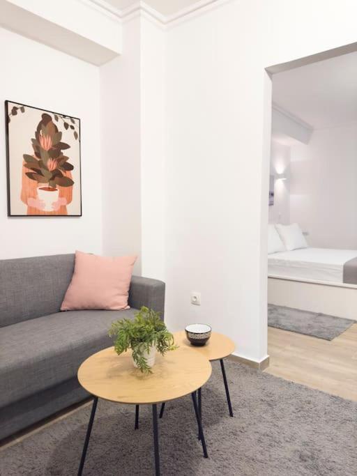 Petite Retreat In Kolonaki, Athens /Netflix Apartment Exterior foto