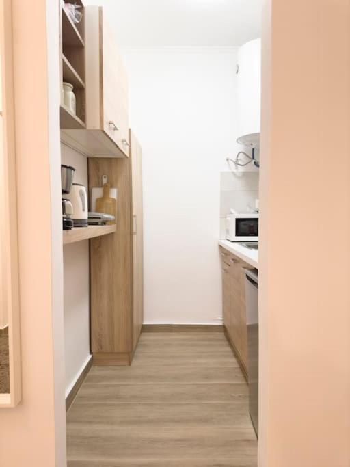 Petite Retreat In Kolonaki, Athens /Netflix Apartment Exterior foto