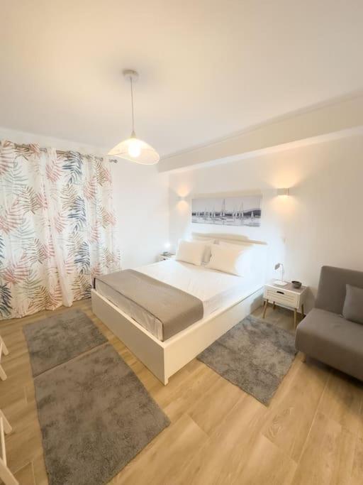 Petite Retreat In Kolonaki, Athens /Netflix Apartment Exterior foto