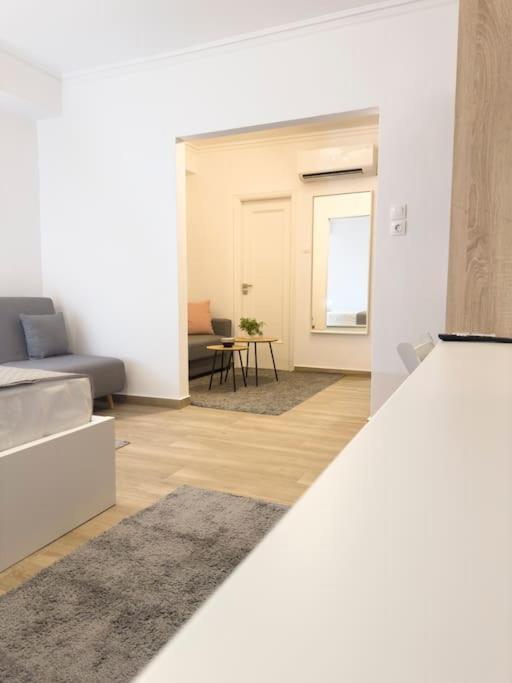 Petite Retreat In Kolonaki, Athens /Netflix Apartment Exterior foto