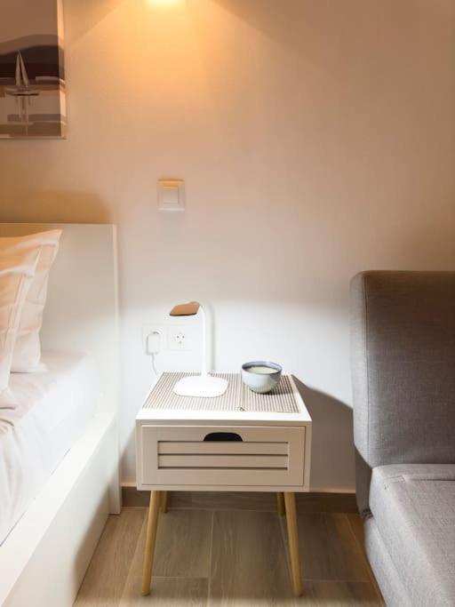 Petite Retreat In Kolonaki, Athens /Netflix Apartment Exterior foto